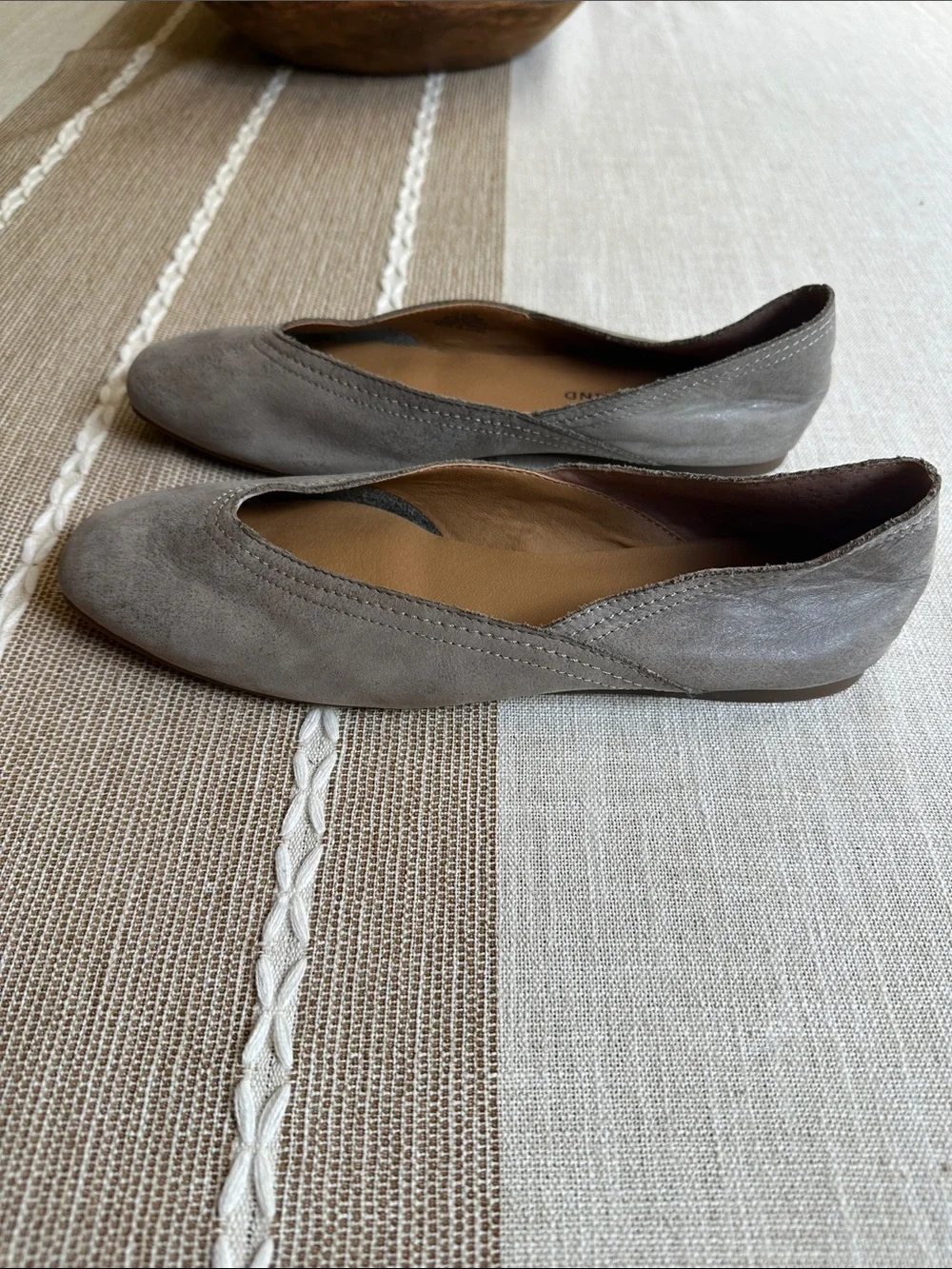 Lucky Brand Women's Gray Alba Suede Ballet Flats 8.5 M